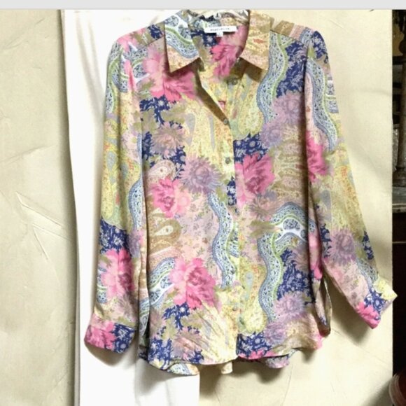 Rose & Olive Women Size M Blouse Top Button Front Floral Pink Blue Yellow Beige - Picture 4 of 6